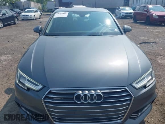 ✅ 2017 Audi A4 Premium Plus • VIN: WAUENAF47HN067892 • Lot: 42404869. Listed on IAAI with 113,575 mi. Free auction sales archive from the USA and detailed vehicle history report at DreamBid. Image 12.