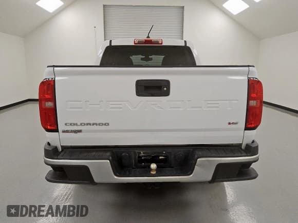 ✅ 2021 Chevrolet Colorado 2WD Work Truck • VIN: 1GCGSBEN2M1115367 • Lot: 80284405. Wystawiony na Copart z przebiegiem 130 429 mil. Bezpłatny archiwum sprzedaży aukcyjnych z USA i szczegółowy raport historii pojazdu na DreamBid. Zdjęcie 6.