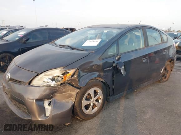 ✅ 2014 Toyota Prius Four • VIN: JTDKN3DU7E1771209 • Lot: 41154556. Wystawiony na IAAI z przebiegiem 59 754 mil. Bezpłatny archiwum sprzedaży aukcyjnych z USA i szczegółowy raport historii pojazdu na DreamBid. Zdjęcie 6.