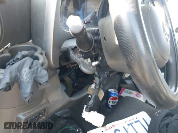 ✅ 2011 Nissan Cube SL • VIN: JN8AZ2KR1BT212025 • Лот: 43583959. Опубликован ранее на IAAI с пробегом 282 566 миль. Бесплатный доступ к архиву аукционных продаж из США и подробный отчёт об истории автомобиля на DreamBid. Изображение 18.