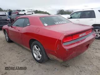 ✅ 2010 Dodge Challenger SE • VIN: 2B3CJ4DV5AH141118 • Lot: 41761967. Wystawiony na IAAI z przebiegiem 121 798 mil. Bezpłatny archiwum sprzedaży aukcyjnych z USA i szczegółowy raport historii pojazdu na DreamBid. Zdjęcie 3.