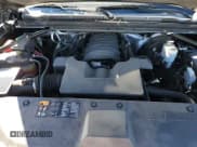 ✅ 2016 Chevrolet Suburban LT • VIN: 1GNSKHKC9GR302148 • Lot: 92683915. Wystawiony na Copart z przebiegiem 106 860 mil. Bezpłatny archiwum sprzedaży aukcyjnych z USA i szczegółowy raport historii pojazdu na DreamBid. Zdjęcie 14.