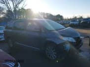 ✅ 2017 Toyota Sienna XLE • VIN: 5TDDZ3DC3HS171329 • Lot: 41136030. Listed on IAAI with 115,990 mi. Free auction sales archive from the USA and detailed vehicle history report at DreamBid. Image 13.