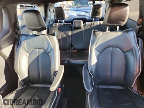 ✅ 2020 Chrysler Pacifica Hybrid Limited • VIN: 2C4RC1N76LR143488 • Lot: 91208295. Wystawiony na Copart z przebiegiem 54 922 mil. Bezpłatny archiwum sprzedaży aukcyjnych z USA i szczegółowy raport historii pojazdu na DreamBid. Zdjęcie 10.