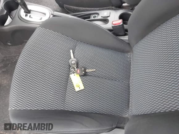 ✅ 2016 Nissan Note S • VIN: 3N1CE2CP7GL392591 • Lot: 43789113. Listed on IAAI with 104,685 mi. Free auction sales archive from the USA and detailed vehicle history report at DreamBid. Image 11.