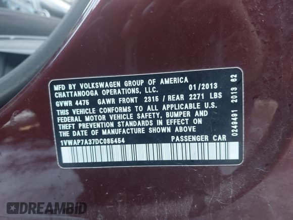 ✅ 2013 Volkswagen Passat S • VIN: 1VWAP7A37DC085454 • Лот: 43835555. Опубликован ранее на IAAI с пробегом 171 496 миль. Бесплатный доступ к архиву аукционных продаж из США и подробный отчёт об истории автомобиля на DreamBid. Изображение 7.