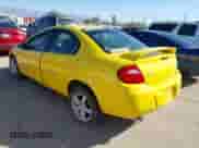 2004 Dodge Neon SXT z VIN 1B3ES56C44D605623, wystawiony jako IAAI lot #41699231 z przebiegiem 187 230 mil mil oraz . Historia ofert i sprzedaży dostępna na DreamBid. Obrazek 3.