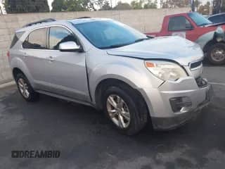 2012 Chevrolet Equinox 1LT z VIN 2GNALDEK9C6166436, wystawiony jako IAAI lot #43320095 z przebiegiem 141 474 mil mil oraz . Historia ofert i sprzedaży dostępna na DreamBid. Obrazek 1.