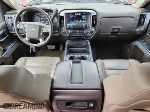 ✅ 2015 Chevrolet Silverado 2500HD LTZ • VIN: 1GC1KWE82FF586724 • Лот: 69962665. Опубликован ранее на Copart с пробегом 122 174 миль. Бесплатный доступ к архиву аукционных продаж из США и подробный отчёт об истории автомобиля на DreamBid. Изображение 8.