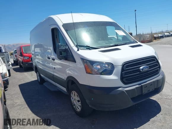 ✅ 2019 Ford Transit • VIN: 1FTBW2CM3KKA38721 • Lot: 42891920. Listed on IAAI with 111,821 mi. Free auction sales archive from the USA and detailed vehicle history report at DreamBid. Image 1.