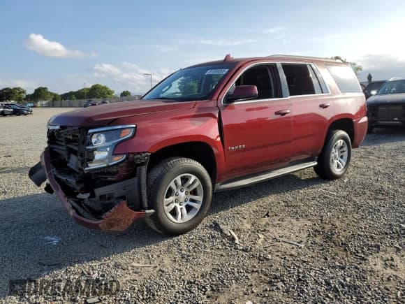 ✅ 2017 Chevrolet Tahoe LS • VIN: 1GNSCAKC3HR220311 • Lot: 81890065. Wystawiony na Copart z przebiegiem 151 101 mil. Bezpłatny archiwum sprzedaży aukcyjnych z USA i szczegółowy raport historii pojazdu na DreamBid. Zdjęcie 1.