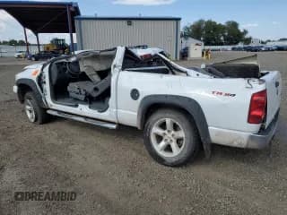 ✅ 2007 Dodge 1500 SLT • VIN: 1D7HU18287S143639 • Лот: 67471604. Опубликован ранее на Copart с пробегом 139 704 миль. Бесплатный доступ к архиву аукционных продаж из США и подробный отчёт об истории автомобиля на DreamBid. Изображение 2.