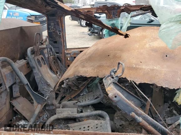 ✅ 2015 Ford F-350 Lariat • VIN: 1FT8W3DT7FEA69027 • Lot: 44425895. Listed on Copart with Not provided. Free auction sales archive from the USA and detailed vehicle history report at DreamBid. Image 10.