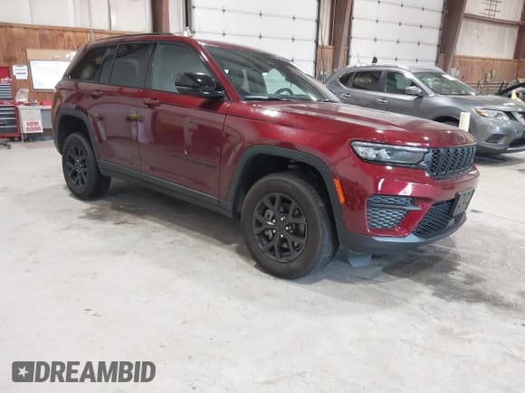 ✅ 2025 Jeep Grand Cherokee Altitude X • VIN: 1C4RJHAG9SC283983 • Lot: 42495106. Wystawiony na IAAI z przebiegiem 8 757 mil. Bezpłatny archiwum sprzedaży aukcyjnych z USA i szczegółowy raport historii pojazdu na DreamBid. Zdjęcie 1.