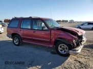 ✅ 1996 Ford Explorer XLT • VIN: 1FMDU32PXTUD48303 • Lot: 90945925. Listed on Copart with 202,905 mi. Free auction sales archive from the USA and detailed vehicle history report at DreamBid. Image 4.