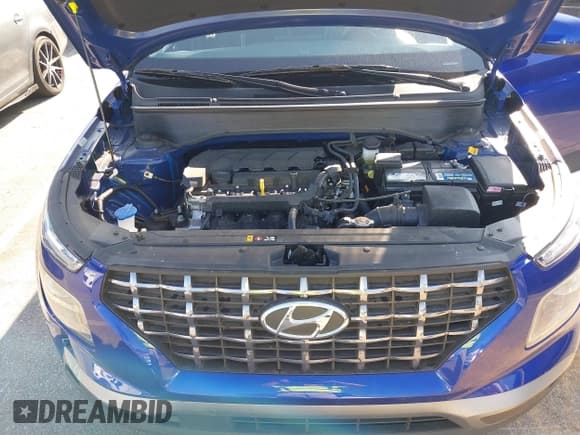 ✅ 2023 Hyundai Venue SEL • VIN: KMHRC8A33PU262356 • Lot: 40310588. Listed on IAAI with 18,379 mi. Free auction sales archive from the USA and detailed vehicle history report at DreamBid. Image 10.