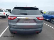 ✅ 2020 Chevrolet Traverse LT Cloth • VIN: 1GNERGKW5LJ196416 • Lot: 43304865. Wystawiony na IAAI z przebiegiem 127 451 mil. Bezpłatny archiwum sprzedaży aukcyjnych z USA i szczegółowy raport historii pojazdu na DreamBid. Zdjęcie 17.