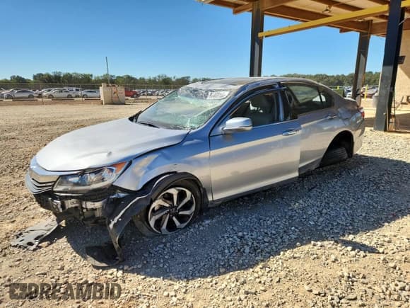 ✅ 2016 Honda Accord EX-L • VIN: 1HGCR3F80GA035256 • Lot: 86468135. Listed on Copart with 106,481 mi. Free auction sales archive from the USA and detailed vehicle history report at DreamBid. Image 1.