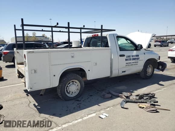 ✅ 2005 Dodge 2500 ST • VIN: 3D6WR26D75G831790 • Лот: 52151405. Опубликован ранее на Copart с пробегом 120 785 миль. Бесплатный доступ к архиву аукционных продаж из США и подробный отчёт об истории автомобиля на DreamBid. Изображение 3.