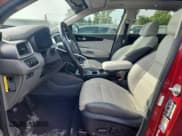 ✅ 2017 Kia Sorento SX • VIN: 5XYPKDA59HG202366 • Lot: 80922185. Listed on Copart with 111,035 mi. Free auction sales archive from the USA and detailed vehicle history report at DreamBid. Image 7.