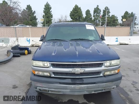 ✅ 2002 Chevrolet Suburban LS • VIN: 1GNEC16T72J325186 • Лот: 41597317. Опубликован ранее на IAAI с пробегом 235 713 миль. Бесплатный доступ к архиву аукционных продаж из США и подробный отчёт об истории автомобиля на DreamBid. Изображение 6.