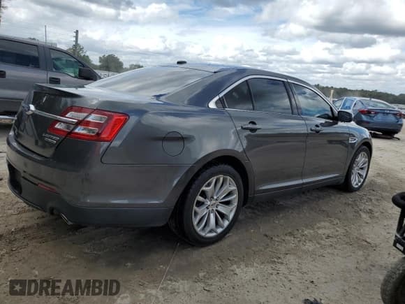 ✅ 2018 Ford Taurus Limited • VIN: 1FAHP2F88JG103270 • Lot: 85266195. Wystawiony na Copart z przebiegiem 116 727 mil. Bezpłatny archiwum sprzedaży aukcyjnych z USA i szczegółowy raport historii pojazdu na DreamBid. Zdjęcie 3.