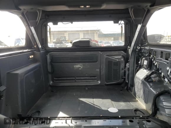 ✅ 2023 Ford Bronco • VIN: 1FMEE5DP9PLB06866 • Lot: 50573715. Wystawiony na Copart z przebiegiem 21 043 mil. Bezpłatny archiwum sprzedaży aukcyjnych z USA i szczegółowy raport historii pojazdu na DreamBid. Zdjęcie 10.