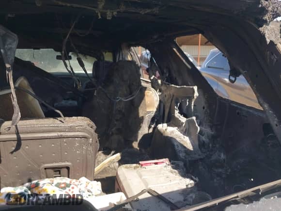 2020 Chevrolet Traverse High Country z VIN 1GNEVNKWXLJ178011, wystawiony jako IAAI lot #42091608 z przebiegiem 62 035 mil mil oraz . Historia ofert i sprzedaży dostępna na DreamBid. Obrazek 12.