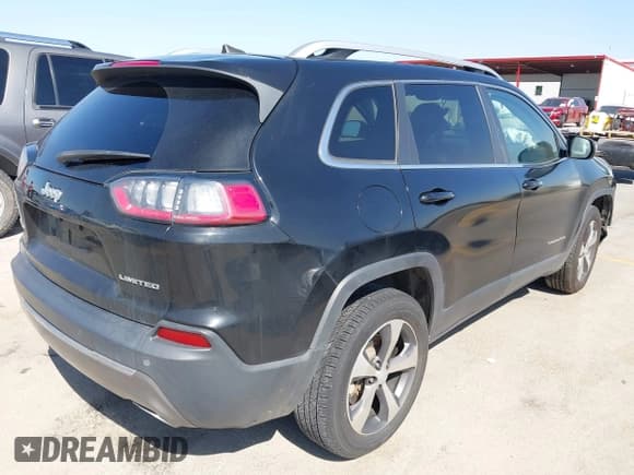 ✅ 2020 Jeep Cherokee Limited • VIN: 1C4PJMDX1LD611565 • Lot: 43510965. Wystawiony na IAAI z przebiegiem 92 222 mil. Bezpłatny archiwum sprzedaży aukcyjnych z USA i szczegółowy raport historii pojazdu na DreamBid. Zdjęcie 4.