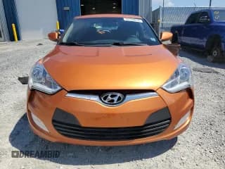 ✅ 2016 Hyundai Veloster • VIN: KMHTC6AD6GU248051 • Lot: 58728814. Wystawiony na Copart z przebiegiem 253 006 mil. Bezpłatny archiwum sprzedaży aukcyjnych z USA i szczegółowy raport historii pojazdu na DreamBid. Zdjęcie 5.