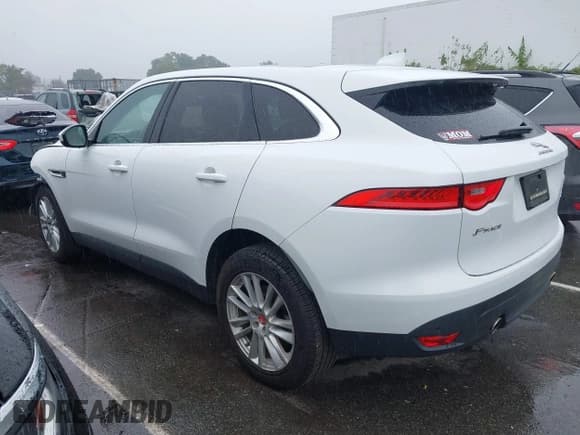 ✅ 2019 Jaguar F-Pace 25t Prestige • VIN: SADCK2GX3KA394178 • Lot: 43331006. Wystawiony na IAAI z przebiegiem 86 183 mil. Bezpłatny archiwum sprzedaży aukcyjnych z USA i szczegółowy raport historii pojazdu na DreamBid. Zdjęcie 14.