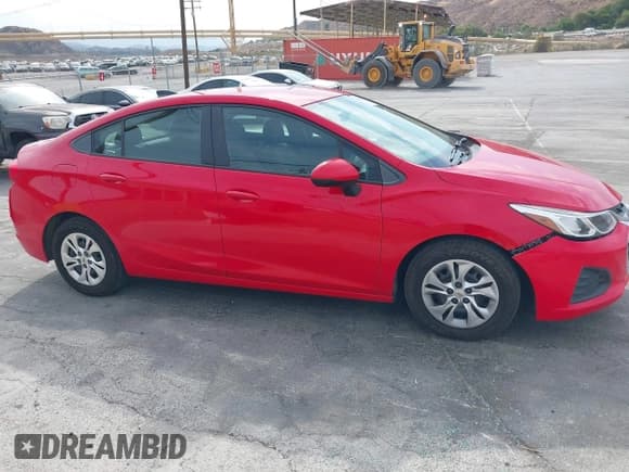 ✅ 2019 Chevrolet Cruze • VIN: 1G1BJ5SM4K7103783 • Лот: 43066273. Опубликован ранее на IAAI с пробегом 100 973 миль. Бесплатный доступ к архиву аукционных продаж из США и подробный отчёт об истории автомобиля на DreamBid. Изображение 13.