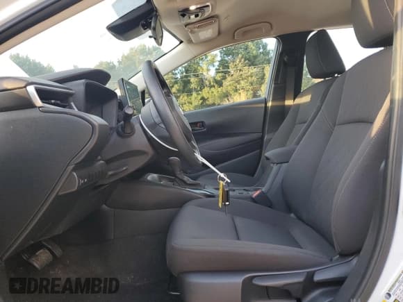 ✅ 2024 Toyota Corolla LE • VIN: 5YFB4MDE6RP098397 • Lot: 81911525. Wystawiony na Copart z przebiegiem 43 155 mil. Bezpłatny archiwum sprzedaży aukcyjnych z USA i szczegółowy raport historii pojazdu na DreamBid. Zdjęcie 7.