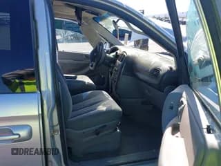 ✅ 2007 Dodge Grand Caravan SXT • VIN: 2D4GP44L97R119755 • Lot: 42959974. Wystawiony na IAAI z przebiegiem Nie podano. Bezpłatny archiwum sprzedaży aukcyjnych z USA i szczegółowy raport historii pojazdu na DreamBid. Zdjęcie 5.