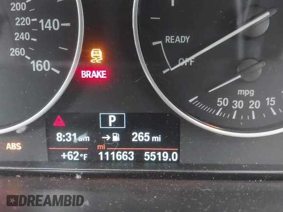 ✅ 2015 BMW 3 Series 320i xDrive • VIN: WBA3C3G55FNS73435 • Lot: 42133912. Wystawiony na IAAI z przebiegiem 111 663 mil. Bezpłatny archiwum sprzedaży aukcyjnych z USA i szczegółowy raport historii pojazdu na DreamBid. Zdjęcie 15.