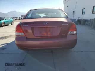 2002 Hyundai Elantra GLS z VIN KMHDN45DX2U423195, wystawiony jako Copart lot #80166384 z przebiegiem 177 409 mil mil oraz Czysty tytuł • Clean title. Historia ofert i sprzedaży dostępna na DreamBid. Obrazek 6.