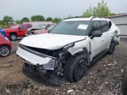 ✅ 2024 Kia EV9 GT-Line • VIN: KNDAEFS5XR6022129 • Lot: 42196027. Wystawiony na IAAI z przebiegiem 17 209 mil. Bezpłatny archiwum sprzedaży aukcyjnych z USA i szczegółowy raport historii pojazdu na DreamBid. Zdjęcie 20.