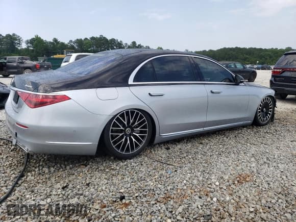 ✅ 2021 Mercedes-Benz S 580 • VIN: W1K6G7GB3MA044781 • Лот: 53293553. Опубликован ранее на Copart с пробегом 27 207 миль. Бесплатный доступ к архиву аукционных продаж из США и подробный отчёт об истории автомобиля на DreamBid. Изображение 3.