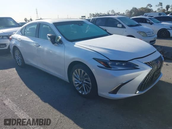 ✅ 2022 Lexus ES 300h Luxury • VIN: 58AEA1C14NU021371 • Лот: 41831043. Опубликован ранее на IAAI с пробегом 10 690 миль. Бесплатный доступ к архиву аукционных продаж из США и подробный отчёт об истории автомобиля на DreamBid. Изображение 1.