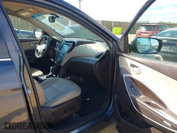 ✅ 2018 Hyundai Santa Fe 2.4L • VIN: 5NMZUDLBXJH059736 • Лот: 43445713. Опубликован ранее на IAAI с пробегом 138 393 миль. Бесплатный доступ к архиву аукционных продаж из США и подробный отчёт об истории автомобиля на DreamBid. Изображение 5.