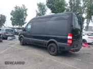 ✅ 2017 Mercedes-Benz Sprinter • VIN: WDZPE7CD9HP414002 • Lot: 42428191. Wystawiony na IAAI z przebiegiem 46 989 mil. Bezpłatny archiwum sprzedaży aukcyjnych z USA i szczegółowy raport historii pojazdu na DreamBid. Zdjęcie 3.