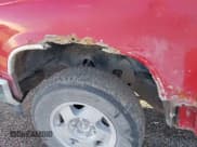 ✅ 1994 Chevrolet Silverado 1500 • VIN: 1GCEK14K3RE184495 • Lot: 43610704. Wystawiony na IAAI z przebiegiem 194 479 mil. Bezpłatny archiwum sprzedaży aukcyjnych z USA i szczegółowy raport historii pojazdu na DreamBid. Zdjęcie 16.