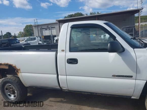 2003 Chevrolet Silverado 2500HD Work Truck с VIN 1GCHK24U63E114372, выставлен на аукционе IAAI как лот 43215704 с пробегом 326 621 миль миль и . История ставок и продаж доступна на DreamBid. Изображение 14.