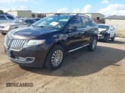 ✅ 2013 Lincoln MKX • VIN: 2LMDJ8JK7DBL41221 • Lot: 43315302. Wystawiony na IAAI z przebiegiem 131 514 mil. Bezpłatny archiwum sprzedaży aukcyjnych z USA i szczegółowy raport historii pojazdu na DreamBid. Zdjęcie 17.