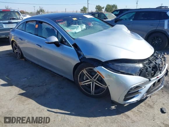 ✅ 2024 Mercedes-Benz EQS 450 • VIN: W1KCG2EB8RA048762 • Lot: 43200584. Listed on IAAI with Not provided. Free auction sales archive from the USA and detailed vehicle history report at DreamBid. Image 1.