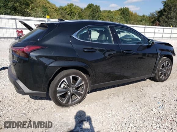 ✅ 2024 Lexus UX 250h Premium • VIN: JTHP9JBHXR2078332 • Lot: 72142744. Wystawiony na Copart z przebiegiem 7 462 mil. Bezpłatny archiwum sprzedaży aukcyjnych z USA i szczegółowy raport historii pojazdu na DreamBid. Zdjęcie 3.