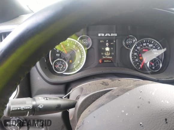 ✅ 2024 Ram 2500 Big Horn • VIN: 3C6UR5DJ6RG303615 • Lot: 42648825. Listed on IAAI with 35,078 mi. Free auction sales archive from the USA and detailed vehicle history report at DreamBid. Image 7.