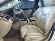 ✅ 2013 Cadillac XTS Luxury • VIN: 2G61R5S31D9215402 • Lot: 91679205. Wystawiony na Copart z przebiegiem 179 448 mil. Bezpłatny archiwum sprzedaży aukcyjnych z USA i szczegółowy raport historii pojazdu na DreamBid. Zdjęcie 7.