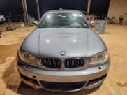 ✅ 2009 BMW 1 Series 135i • VIN: WBAUN93509VE94617 • Лот: 95035755. Опубликован ранее на Copart с пробегом 160 959 миль. Бесплатный доступ к архиву аукционных продаж из США и подробный отчёт об истории автомобиля на DreamBid. Изображение 5.