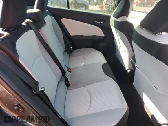 ✅ 2018 Toyota Prius Three • VIN: JTDKARFU8J3550132 • Lot: 91038235. Wystawiony na Copart z przebiegiem 39 378 mil. Bezpłatny archiwum sprzedaży aukcyjnych z USA i szczegółowy raport historii pojazdu na DreamBid. Zdjęcie 11.